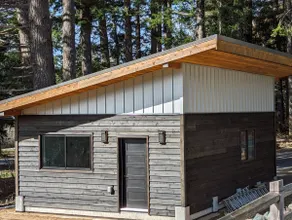 Quadra Island Cabin - Image 5