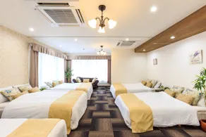 Accommodates up to 13 guests, 20% discount for longer stays. It's near Ozone station. Only 12 minutes to Nagoya Dome. - Image 5