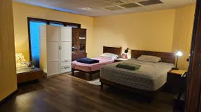 Cozy retreat, near everything! 9mins to airport - Image 2