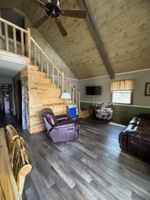 Cozy Cabin in the woods - Image 4