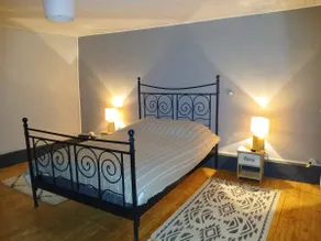 Village house - Image 3