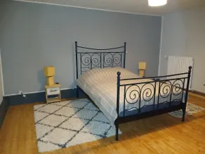 Village house - Image 4