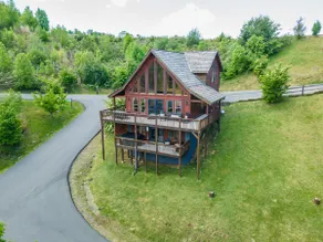 Big Views • New Hot Tub •New Grill •Near Asheville - Image 3