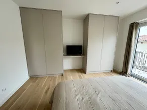 Studio, air conditioning, balcony, kitchenette, private bathroom, toilet - Image 5