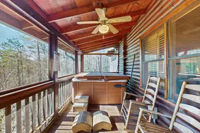 Wonderland Ellijay Stay - Image 4