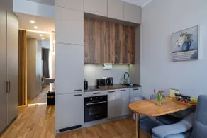 Free parking | Elegant, modern Apartment - Image 5