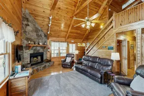 Wolf Creek Retreat Stay - Image 3