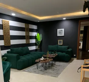 Magnum: Gold Crest One Bed Apt - Image 4