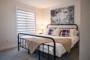 Top-Level Luxe ~ Entire House ~ Sparkling Clean - Image 3