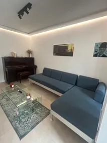 Renovated designer apartment in the 4 Towers - Image 5
