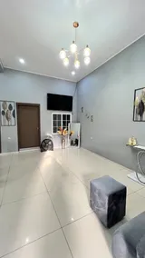 #1 just 10 blocks from the central park. - Image 2
