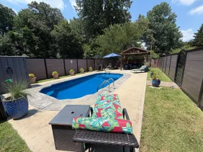 Cabin Retreat w/ Pool in Bristol - Image 2