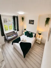 4Bed House with parking and GYM /London/Edgware - Image 3