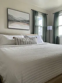 Casper 2BD- Center of Town!-King Beds - Image 2