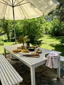Peaceful Riverside Chalet - Image 5
