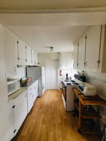 Apartment in Milford - Image 3