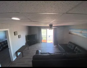 Beach House Apartments #A - Image 3