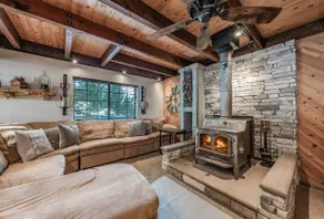 Ridgeview Retreat ~ Location Meets Comfort (AC!) - Image 3