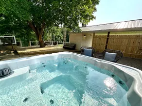 HotTub, Fire Pit, Tree House Deck, Stocked Kitchen - Image 2