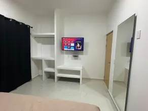 Galaxy Suites 2- AC/ Starlink/ Smart tv - Image 3