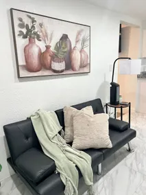 Cozy For Two Getaway Bradenton FL - Image 3