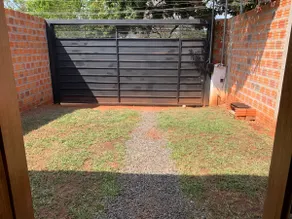 Beautiful house, airport area - Image 3