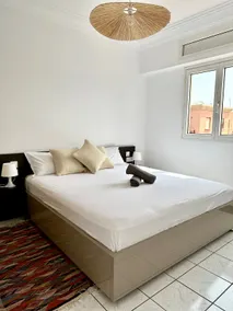 Townhouse with private pool - Image 5