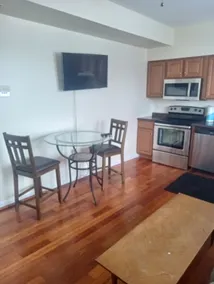 godlyone bedroom free parking - Image 3
