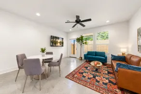 C'est Bon House-2 King Suite-Luxe Amenities-WiFi - Image 2