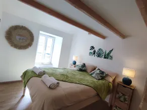 Les Randonnées Joyeuses Apartment for 9 People - Image 3
