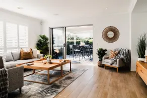 Hamptons Haven Luxe 4 bedroom, 2 bathroom, WIFI, Great for wedding stays Managed by Host On The Coast - Image 5