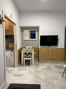 Wonderful, cozy and central - Image 4