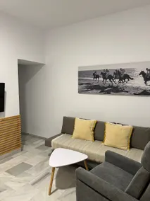 Wonderful, cozy and central - Image 3