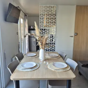 Le Lagon Camping 5* Mobile Home with Pools & Beach - Image 5
