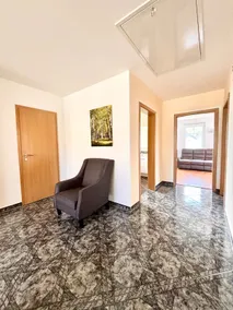 Flower House, 3 bedroom Apartment - Image 2