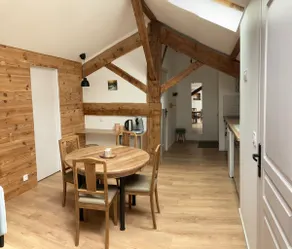 Air-conditioned chalet apartment for 4 people, parking - Image 4