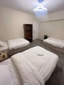 Lovely 4BR with direct nile view - Image 2