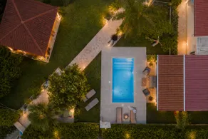 Sea Breeze & Nature villa, with heated pool and garden retreat - Image 5
