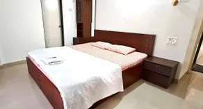 1BRK AC Suite at Hi Street - Image 2