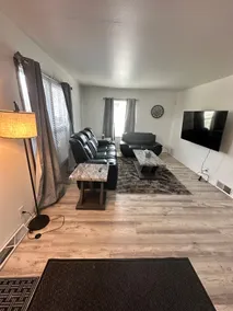 The Ultimate Family Suite! (Left unit Rm # 4) - Image 5