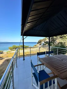 Debbie s Beach House - Image 3