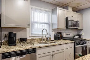 Updated 3BR-2BA-9 Beds | NYC | MetLife | Parking - Image 4