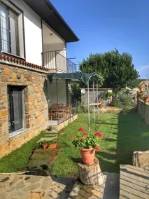 2+1 apartment with large garden in Gökçeada - Image 2