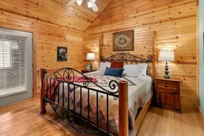 Deluxe Notch Estates Cabin, Close to SDC - 4 Bedro - Image 4