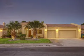 Calle West - 4BR - Private Pool! - Image 2