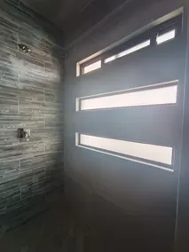 4-bed apartment with elevator and rooftop. - Image 5