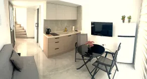 1-Min Walk to Merit Park & Beach | Bungalow 3 - Image 4