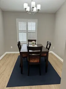 Spacious 3BR Residence - Image 2