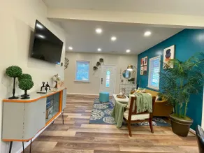 New 4 bedroom house in Hampton 10mins from H Uni - Image 3