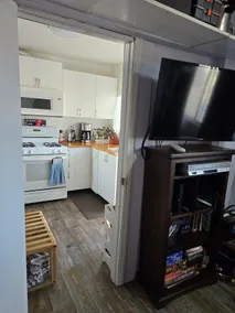 Water Front Cabin. - Image 3